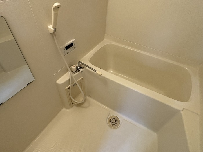 リースランドネオス春日壱番館　Ａの浴室