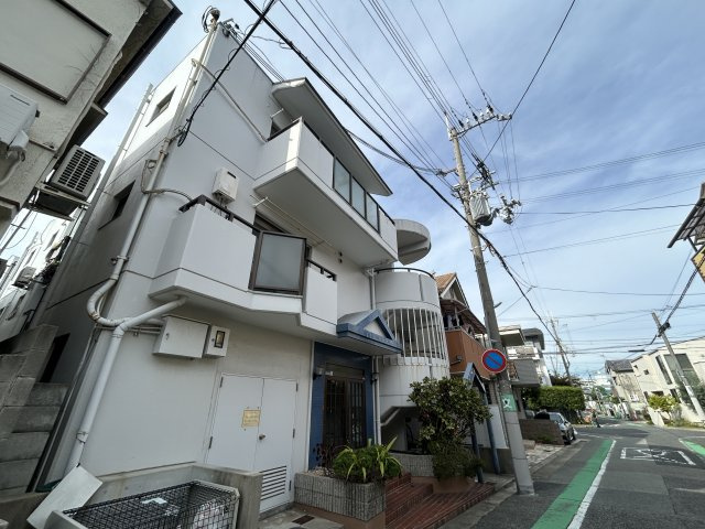 ラフィーネ津門の外観