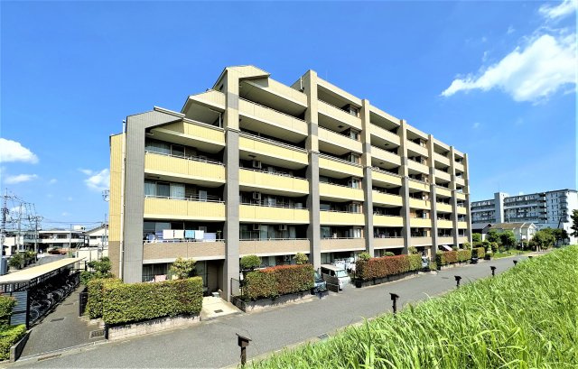 ダイアパレス吉川の外観|外観です