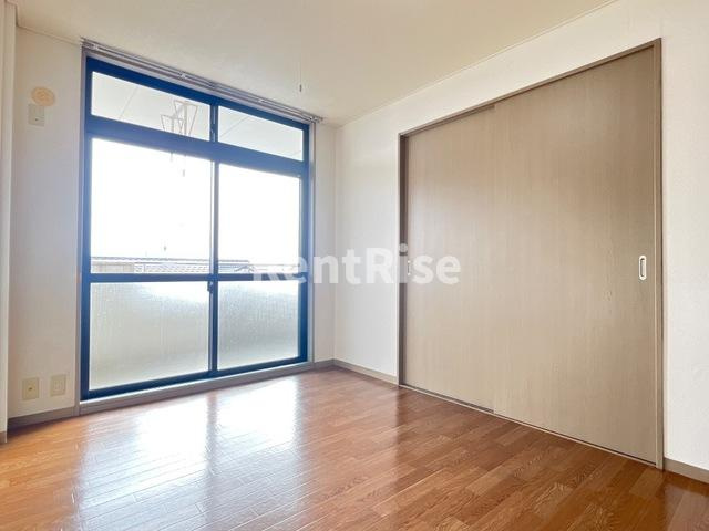 フォーシーズンの洋室|洋室