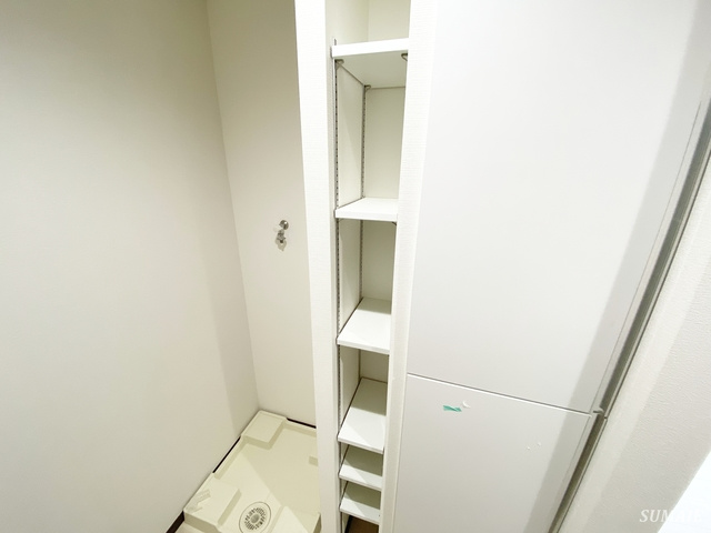 ブルーム浦和元町の収納|洗濯機置場横の収納スペース☆