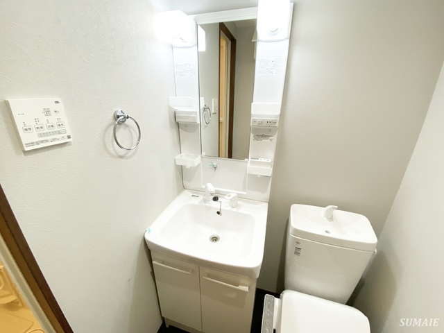 ブルーム浦和元町の洗面所|人気の独立洗面台！