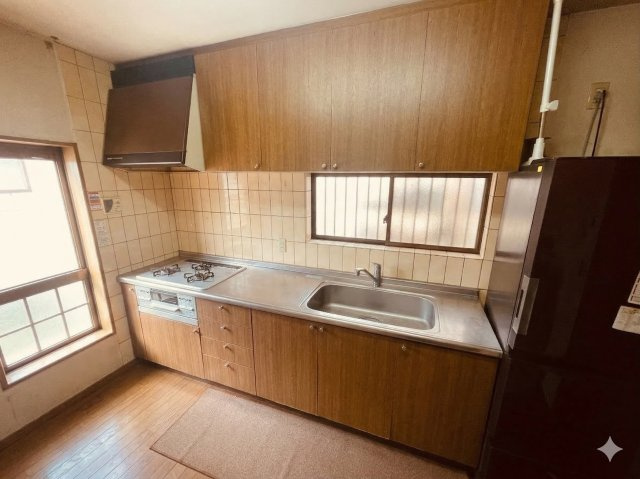 流山市東深井　中古戸建のキッチン|小物など消してます