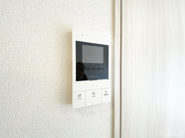 ドゥーエ尾久のセキュリティ|モニター付きインターホンです☆