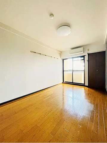 大阪府堺市堺区1棟投資マンション「寺地駅徒歩3分」「湊駅徒歩15分」の洋室
