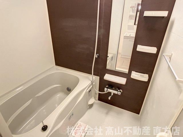 北九州市八幡西区木屋瀬２丁目のアパートの浴室