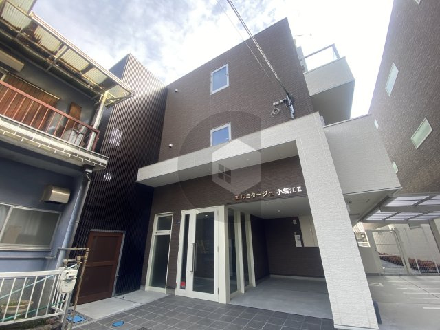 エルミタージュ小若江2号館の外観