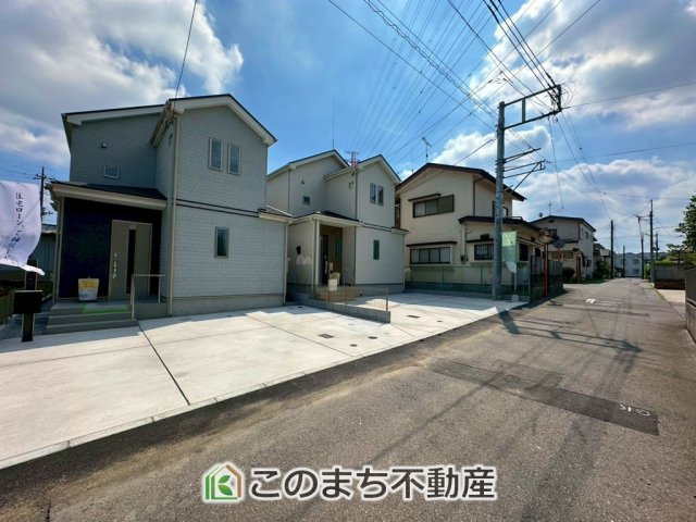 ハートフルタウン宇都宮市御幸本町4872番の前面道路含む現地写真|前面道路は交通量が少なく、運転が苦手な方でも落ち着いて出し入れ出来ます☆
