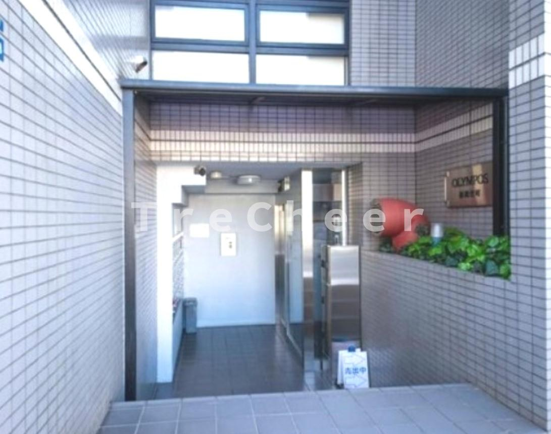 オリンポス板橋栄町のエントランス