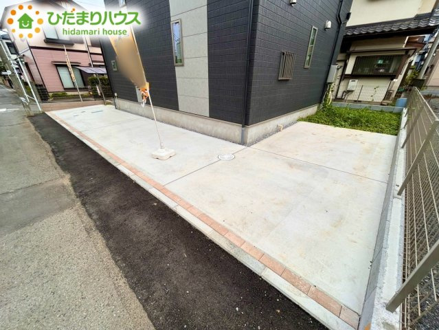 上尾市緑丘第10　新築戸建　ハートフルAの駐車場