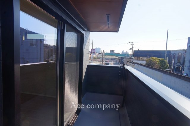 【バルコニー】 | 東大阪市大蓮東2丁目 | リビングに面した、2階西向きのバルコニーです☆
