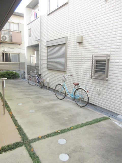 ルーチェ綾瀬Ａのその他共用部分|★自転車置場★