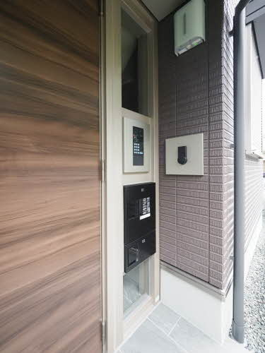 丹波篠山市乾新町のアパートのセキュリティ|オートロック機能付き◇