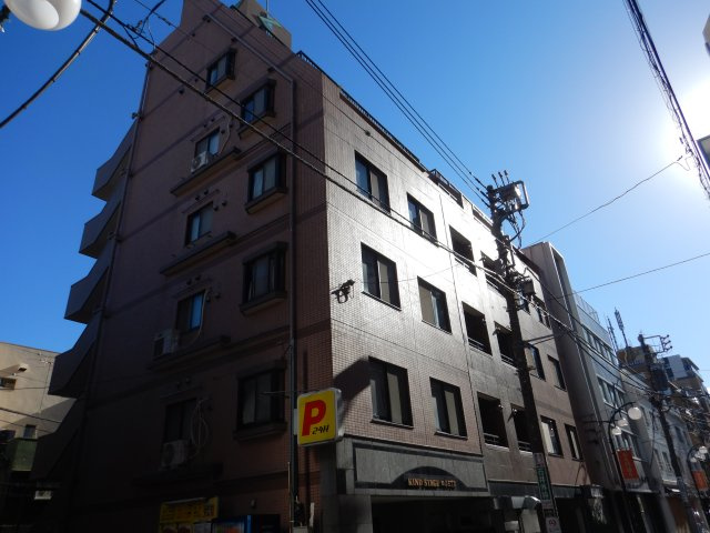 カインドステージ四谷三丁目の外観