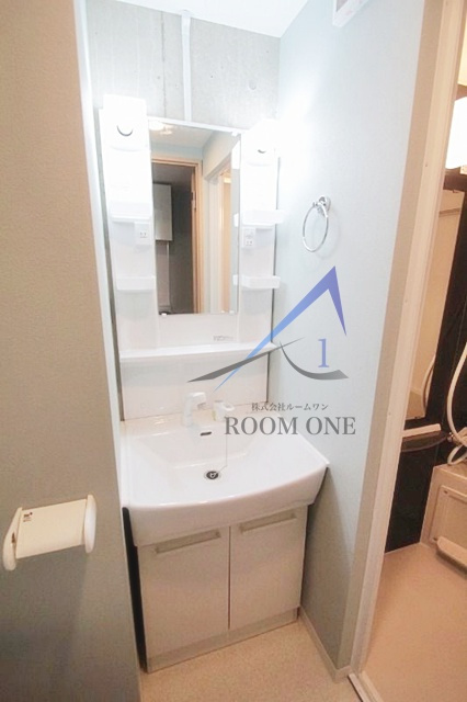 MidCUBE中台の洗面所|独立洗面台です。