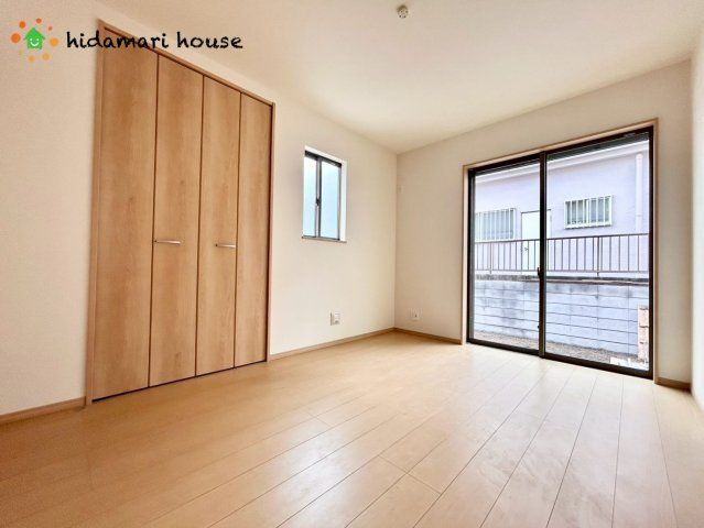 上尾市緑丘第10　新築戸建　ハートフルBの洋室|1階洋室：6帖