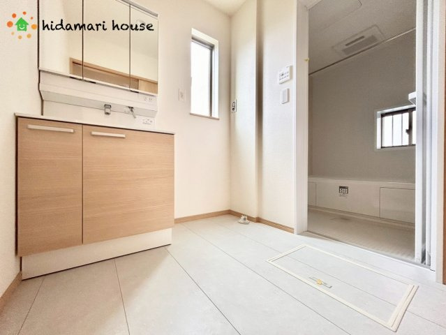 上尾市緑丘第10　新築戸建　ハートフルBの脱衣所