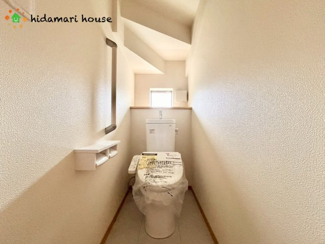 上尾市緑丘第10　新築戸建　ハートフルBのトイレ