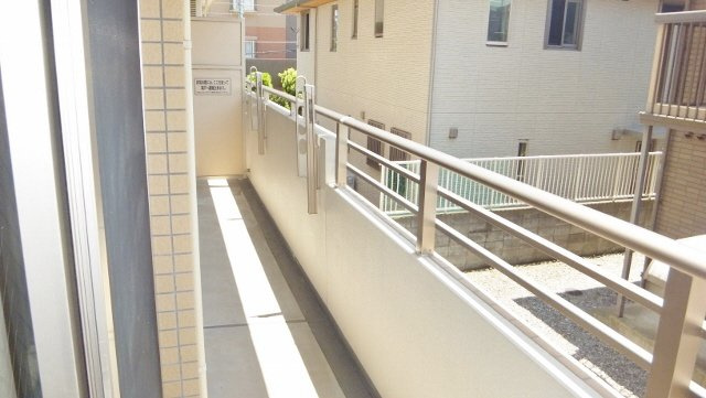 ラ・パラドール中山のバルコニー|広々バルコニー