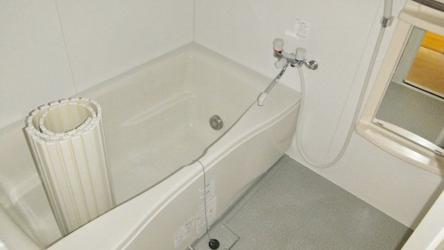 ラ・パラドール中山|追い焚き付浴室♪