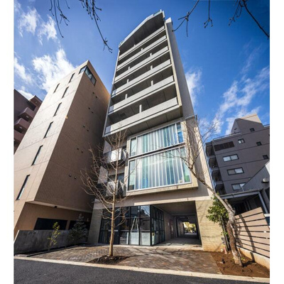 【外観】 | プリューム中野坂上 | 鉄筋コンクリート造のがっちりとした建物。