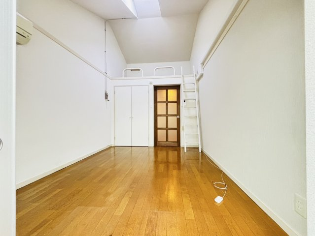 フォーサイト二日市Ｒｅｎａｔｕｓの居間・リビング|別号数タイプ