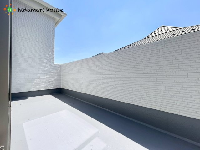 上尾市緑丘第10　新築戸建　ハートフルCのバルコニー