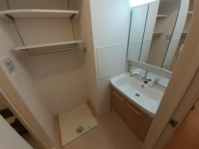 ブリアン　グラースの洗面所