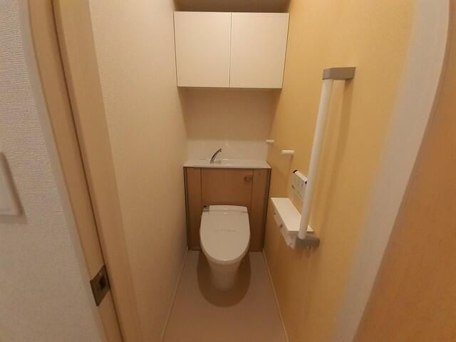 ブリアン　グラースのトイレ