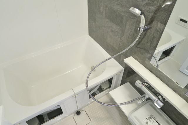 ソレアード並木の浴室