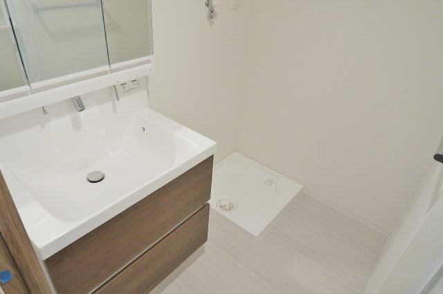 ソレアード並木の独立洗面台