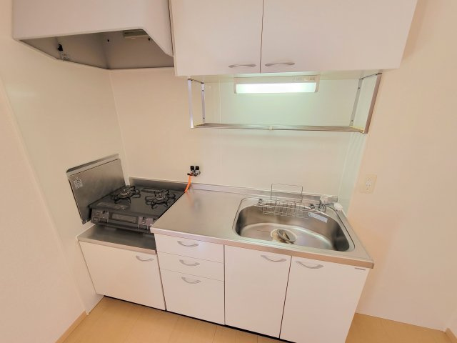 ラフィーネ松ヶ丘のキッチン