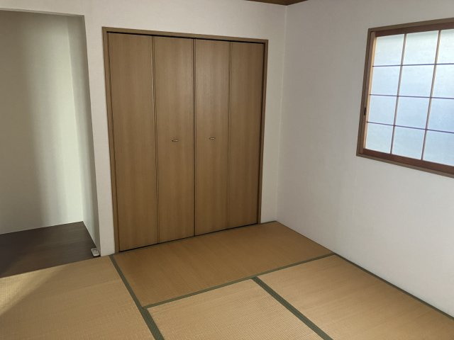 中古戸建　豊橋市佐藤三丁目33-16，33-17の和室|和室