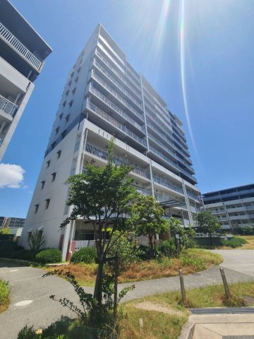 UR浜甲子園なぎさ街25号棟の外観