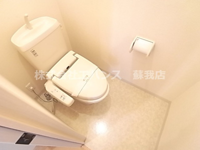 【トイレ】 | ハイツバンビス | ゆったりとした空間のトイレです