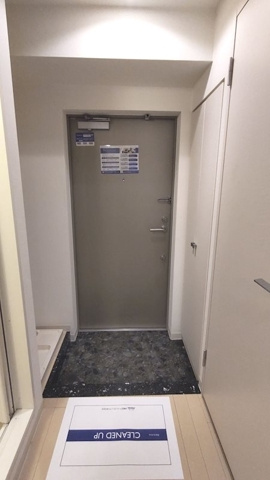 新品家具付きマンション日本橋本町7(KaGood東京)の玄関