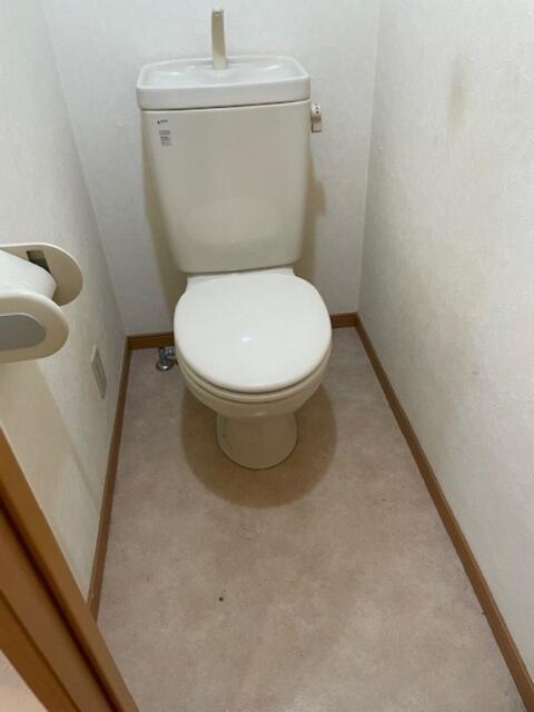 パインヒル6のトイレ