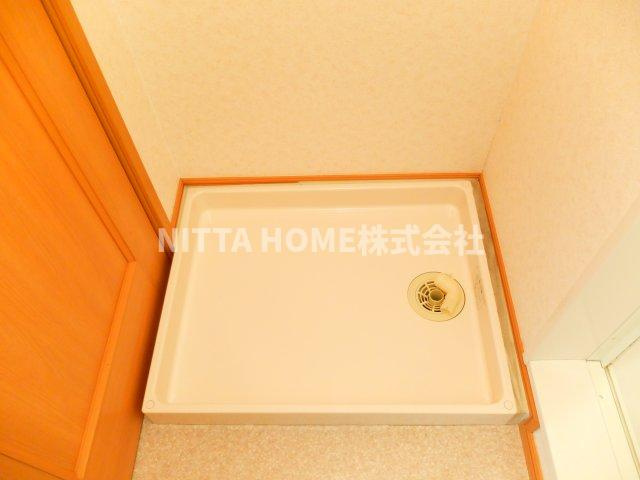 丹波市柏原町柏原のアパートの内装|室内洗濯機置場も設置しています★
