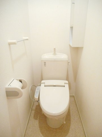 チェリーブロッサムⅠのトイレ|落ち着いたトイレです