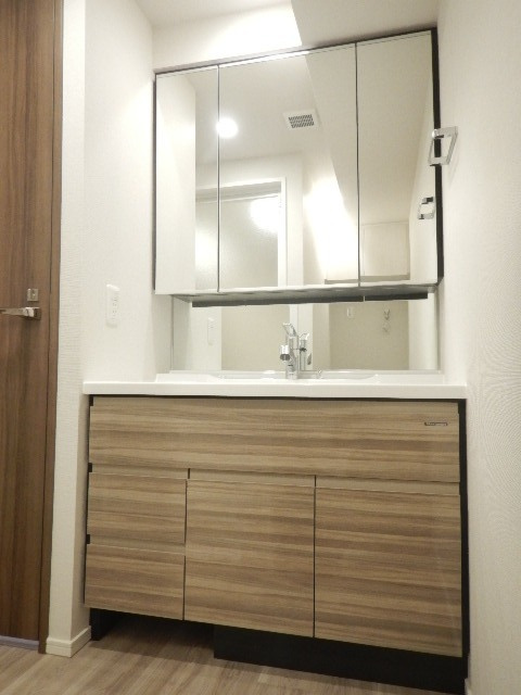 台東区浅草５丁目の賃貸マンションの洗面所