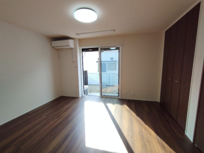 フォーブル小針の居間・リビング