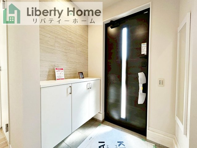 土浦市木田余西台3期　新築戸建の玄関|同形状・同仕様