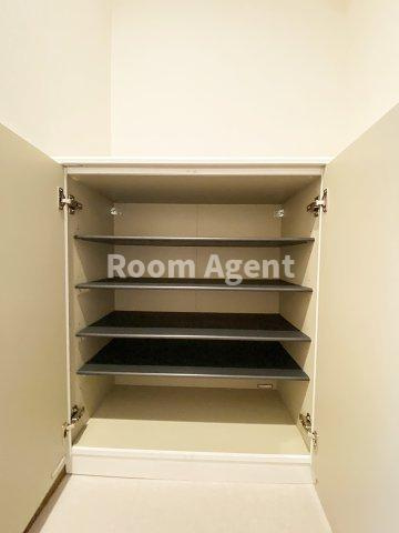 ディアレイシャス鶴舞公園の玄関