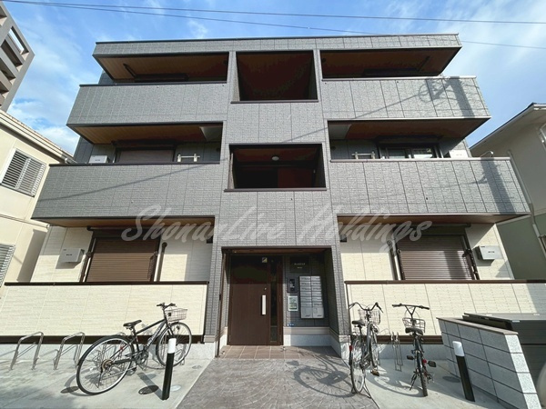 藤沢市鵠沼花沢町のアパート