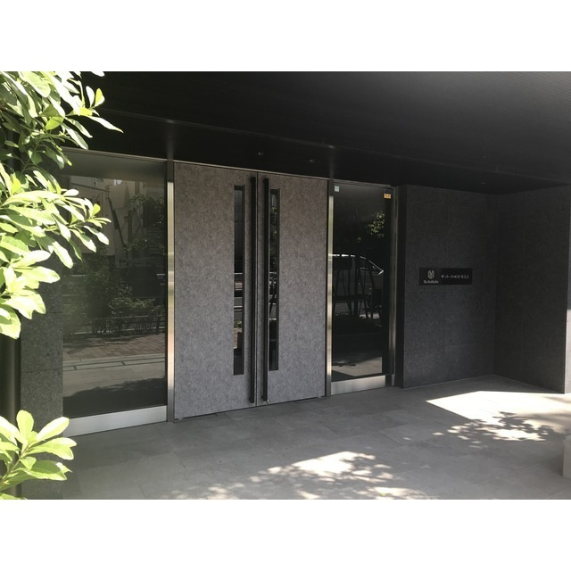 ザ・パークハビオ碑文谷のエントランス|20220602撮影