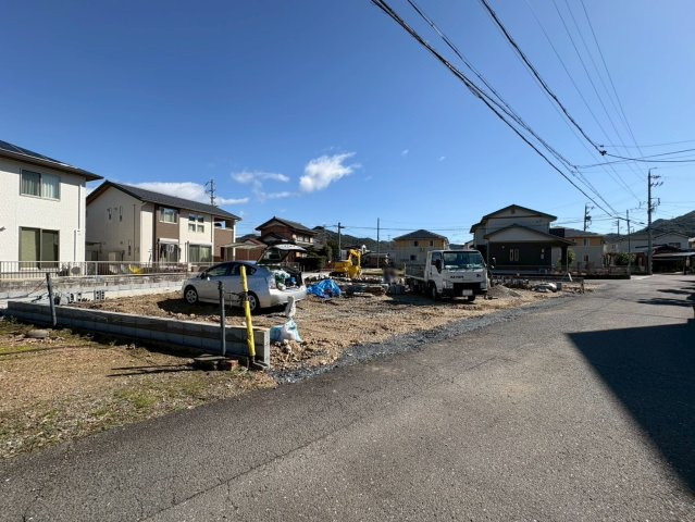 タマタウン　岐阜市粟野西（岩野田小）　全2区画分譲の外観|「現地（2026年3月4日）撮影」　
■全体写真　
■ヤマダ不動産　株式会社リライフ　