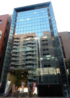 ダイアパレスビル本町の外観