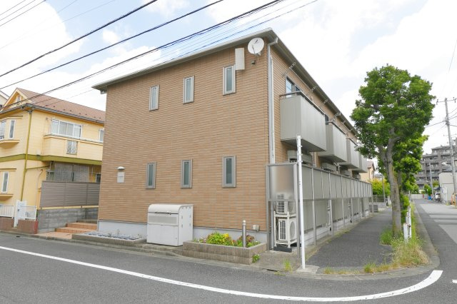 トゥサンパティークの外観