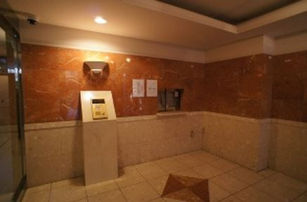 ルート四谷三丁目のエントランス|ルート四谷三丁目