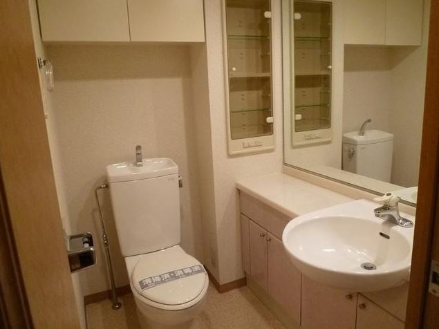 ルート四谷三丁目のトイレ|同タイプ参考写真